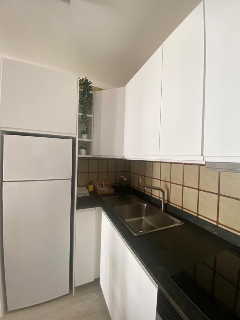 Rotonda Apartaments เฟลานิทซ์ ภายนอก รูปภาพ