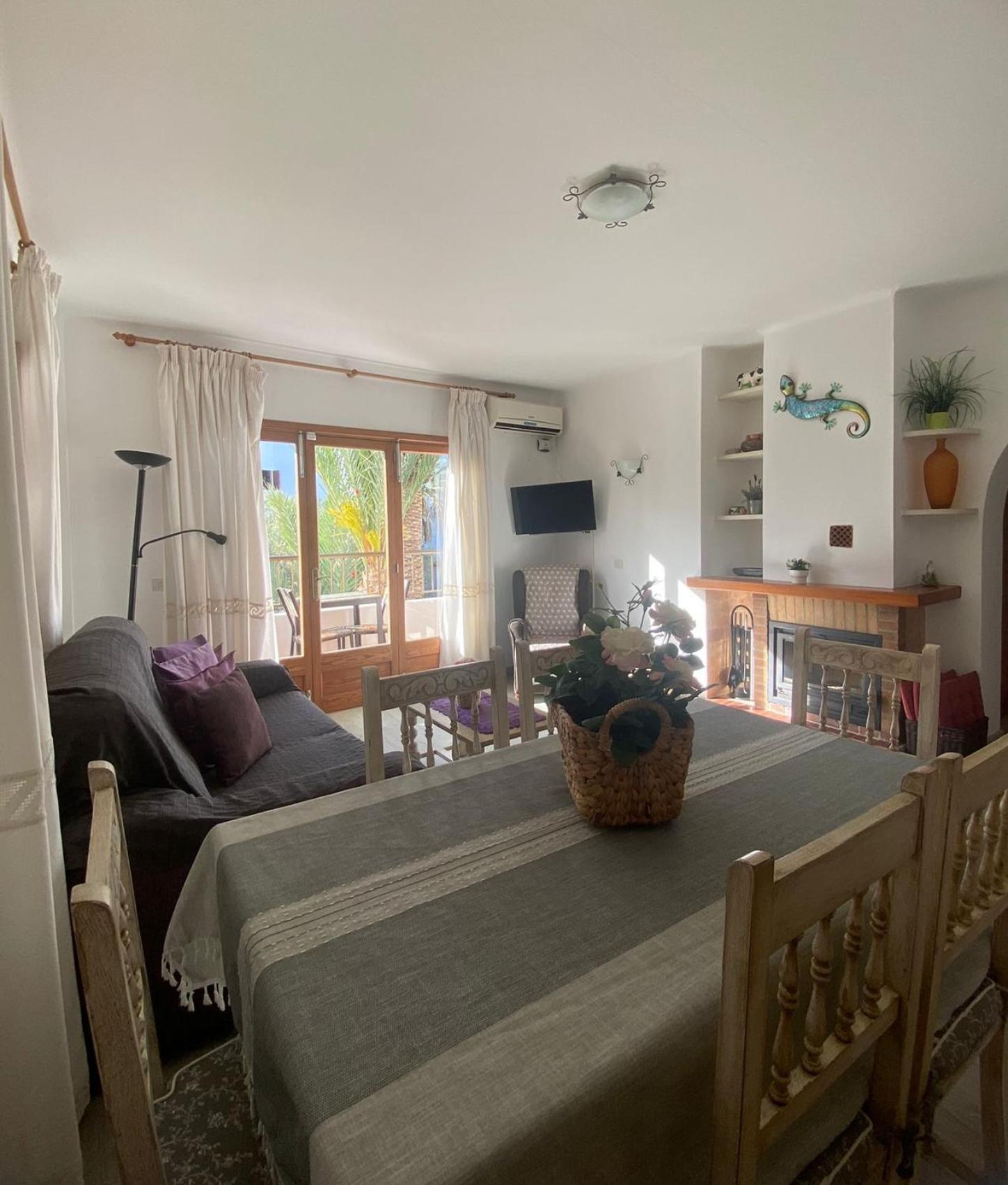 Rotonda Apartaments เฟลานิทซ์ ภายนอก รูปภาพ